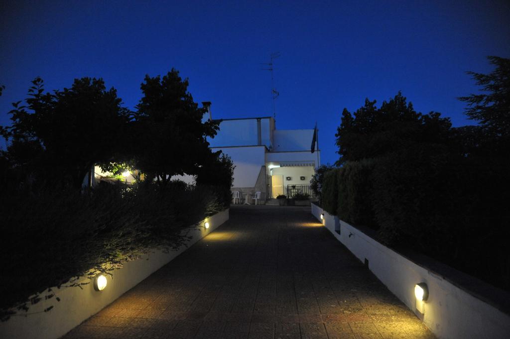 B&B Valle D'Itria มาร์ตินาฟรังกา ภายนอก รูปภาพ