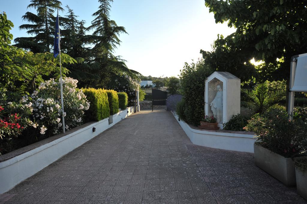 B&B Valle D'Itria มาร์ตินาฟรังกา ภายนอก รูปภาพ