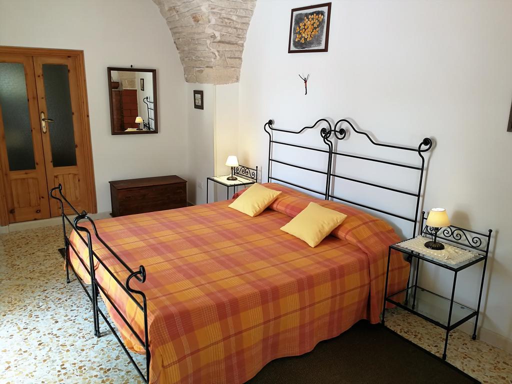B&B Valle D'Itria มาร์ตินาฟรังกา ภายนอก รูปภาพ